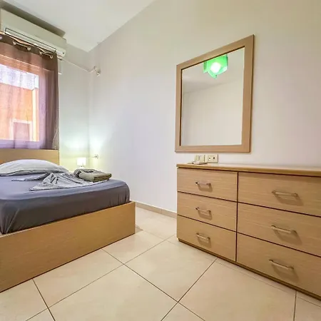 603 Balcony & Sunset Apartmán Golem (Tirana)