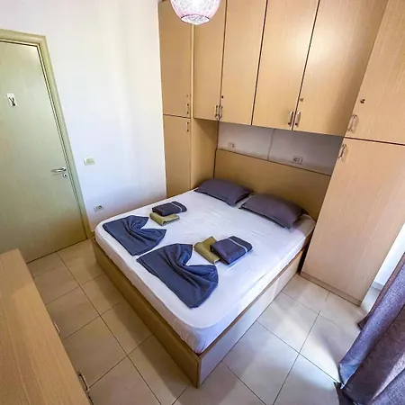 603 Balcony & Sunset Apartmán Golem (Tirana)