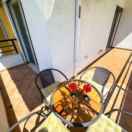 Apartmán 603 Balcony & Sunset Golem (Tirana)